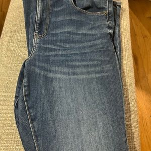 American Eagle High Rise Skinny Kick Jeans